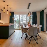 Mountain Luxx
